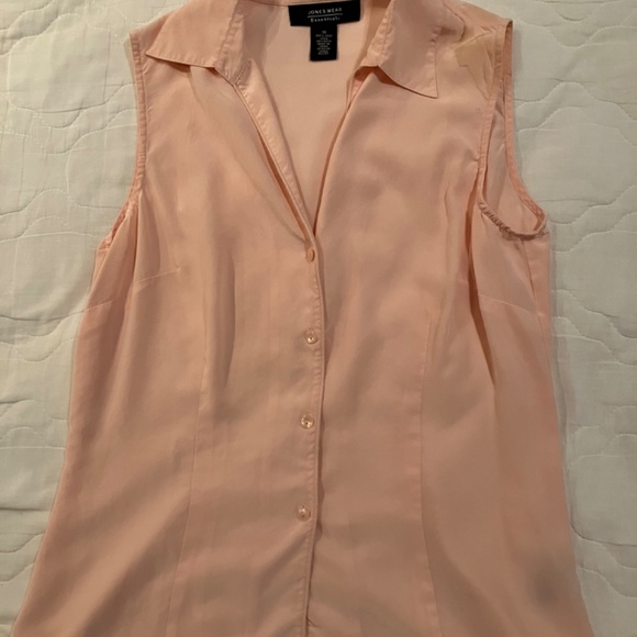 Lot of 2 JONES WEAR 100% SILK Floral Button-Down Top - Picture 6 of 9